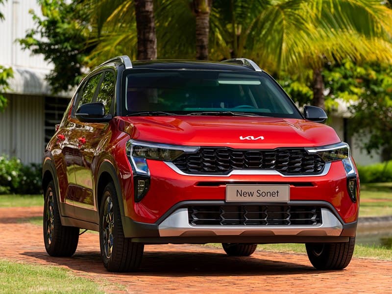 Lốp 215/60R16 phù hợp với sedan, SUV đô thị và xe gia đình