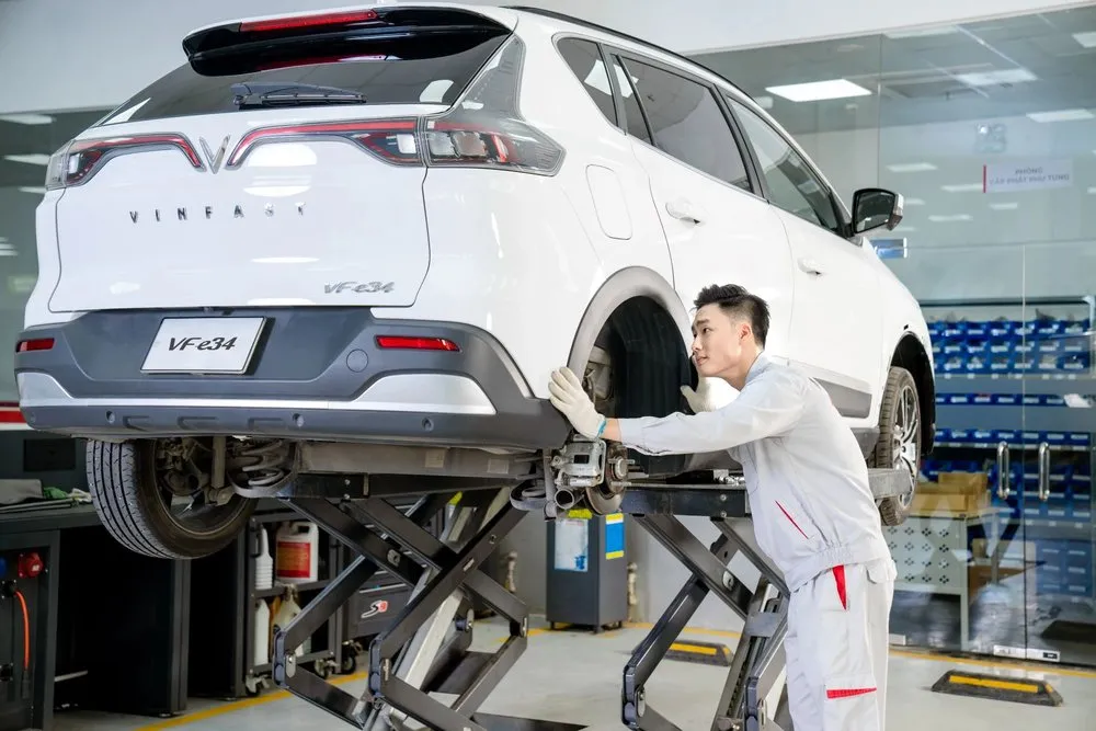Chủ xe điện cần lựa chọn gara kỹ hơn và cần xác nhận trước với gara xem có thể xử lý được các vấn đề của xe điện không