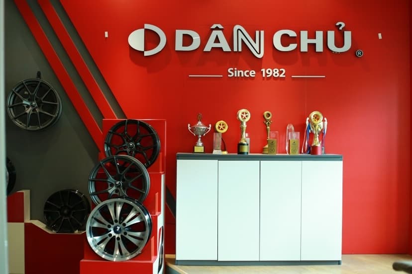 Giải thưởng, chứng nhận của Dân Chủ
