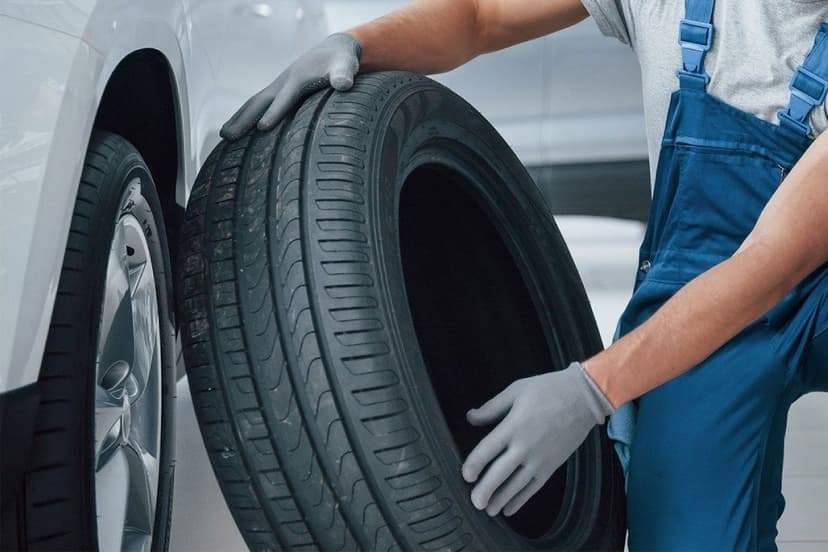 Thực hiện đảo lốp ô tô sau 8.000-10.000km để lốp mòn đều hơn