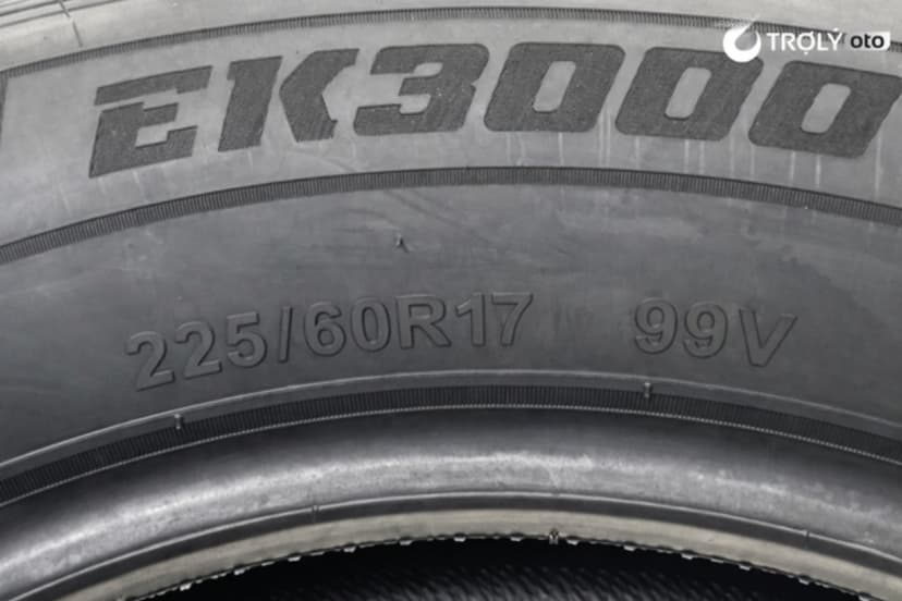 VF 6 Eco sử dụng lốp 225/60R17