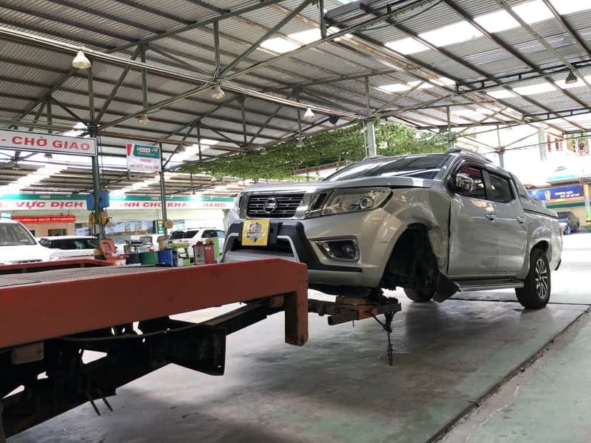 Gara Quang Đức cung cấp dịch vụ cứu hộ ô tô 24/7