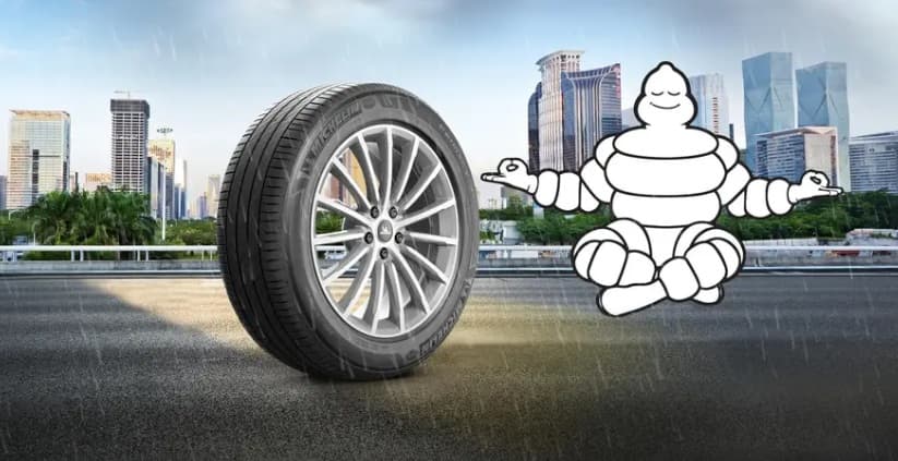 StabiliGrip hỗ trợ kiểm soát xe ổn định hơn trên mặt đường ẩm ướt