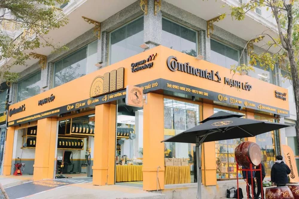 Trung tâm Dịch vụ Continental Mạnh Lốp là một địa chỉ uy tín để thay lốp Continental tại Hà Nội