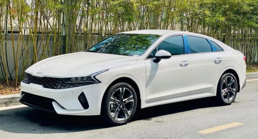 Chủ xe Kia K5 Luxury có thể lựa chọn dòng lốp Kumho Ecsta HS51 phù hợp