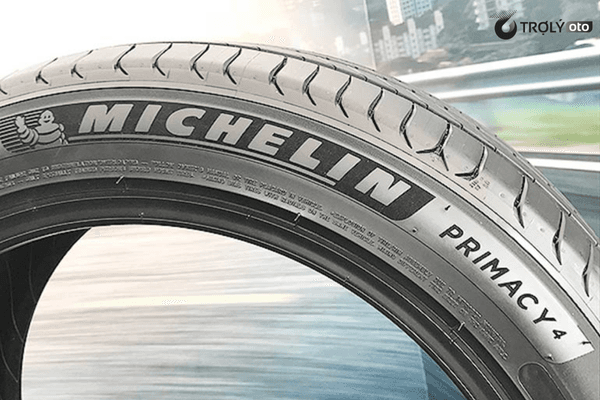 Michelin thuộc phân khúc cao cấp nên giá thành thường cao