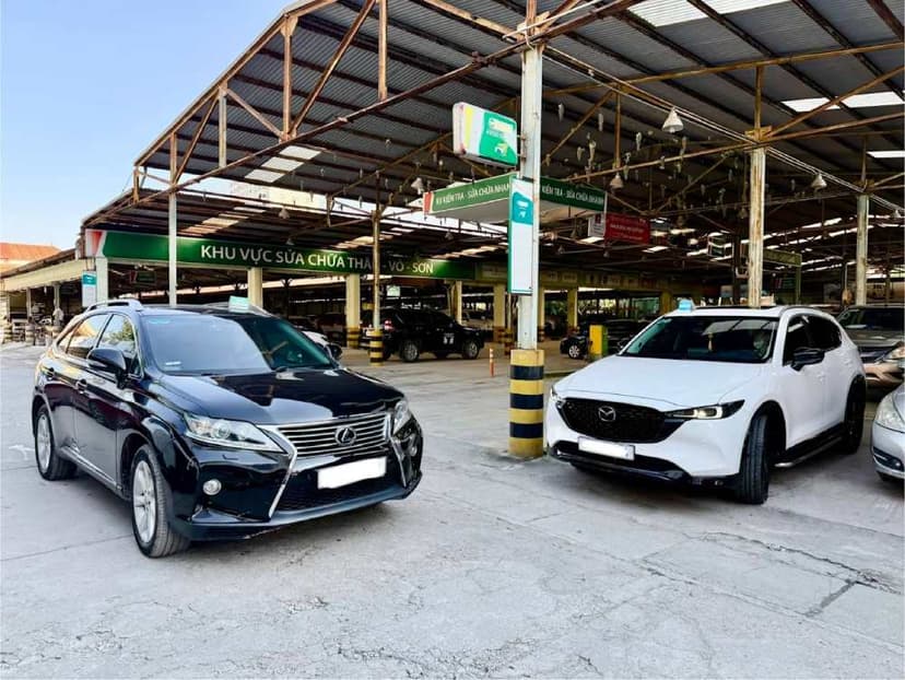 Khu vực sơn gò hàn và phục hồi xe tại Gara Quang Đức