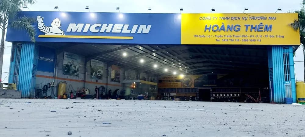Michelin Car Service - Hoàng Thêm mở cửa từ sáng sớm tất cả các ngày