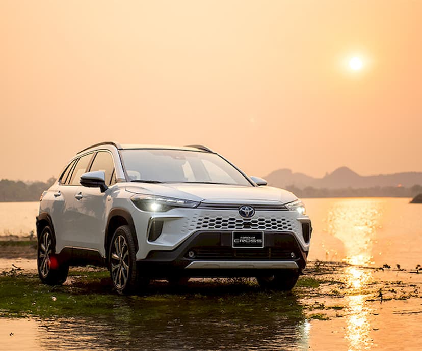 Xe Toyota Cross