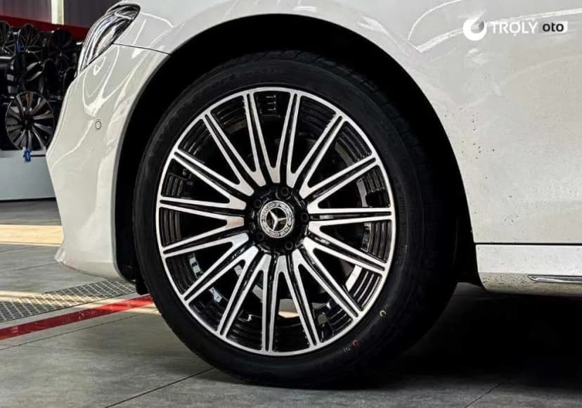 Mâm Forged là dòng mâm có công nghệ sản xuất cao cấp, có giá lên đến 20.000.000 VNĐ/mâm