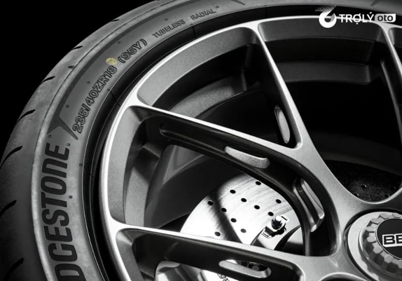 Kiểm tra lốp Bridgestone định kỳ để đảm bảo an toàn